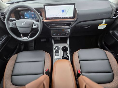 New 2026 Ford Bronco Sport Outer Banks w/ Outer Banks Tech Package+ AWD/4WD image 9