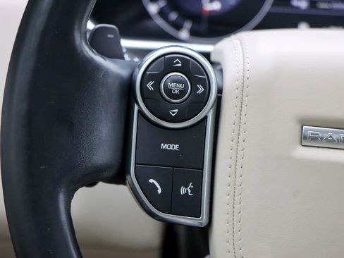 Used 2017 Land Rover Range Rover HSE AWD/4WD image 23