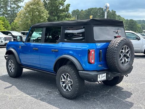 Used 2024 Ford Bronco Badlands image 45
