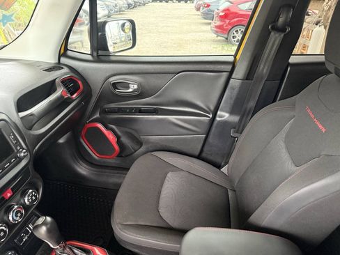 Used 2016 Jeep Renegade Trailhawk AWD/4WD image 11