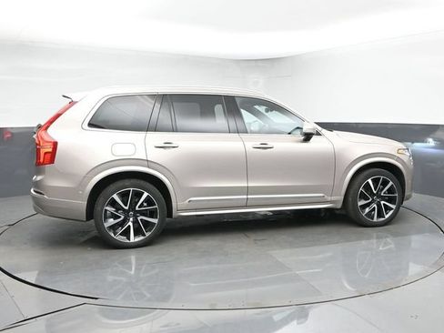 Used 2024 Volvo XC90 B6 Ultimate w/ Protection Package Premier AWD/4WD image 9