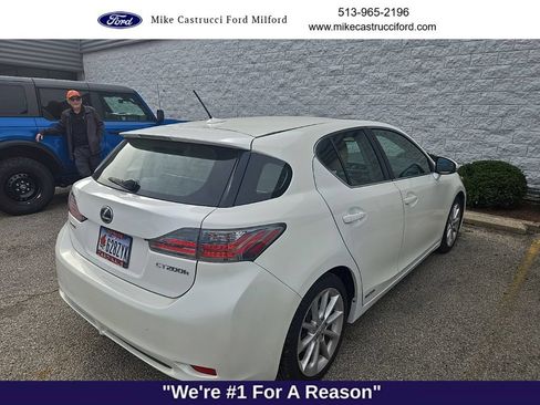 Used 2011 Lexus CT 200h Premium w/ Premium Audio Pkg FWD image 3