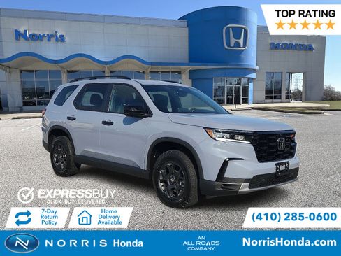 New 2025 Honda Pilot TrailSport image 1