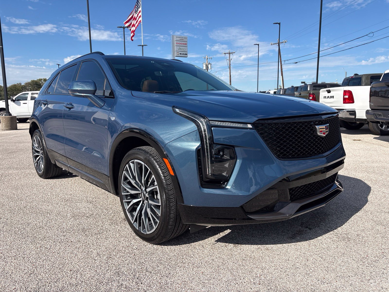 Used 2024 Cadillac XT4 Sport FWD image 8