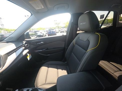 New 2026 Chevrolet Trax ACTIV w/ Driver Confidence Package FWD image 25