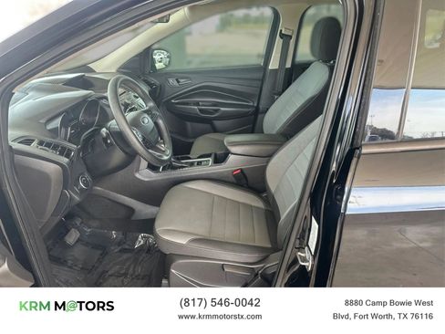 Used 2017 Ford Escape S image 9