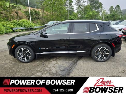 New 2025 Chevrolet Equinox EV LT image 2