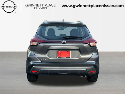 Used 2024 Nissan Kicks SV image 6