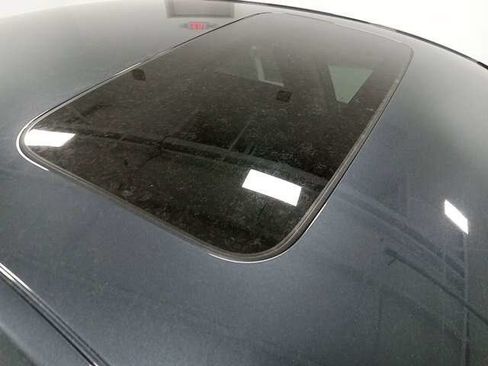 Used 2023 Honda Accord EX-L image 11