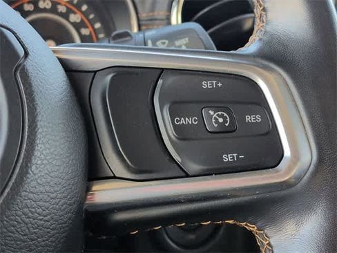 Used 2021 Jeep Wrangler Unlimited Sahara image 24