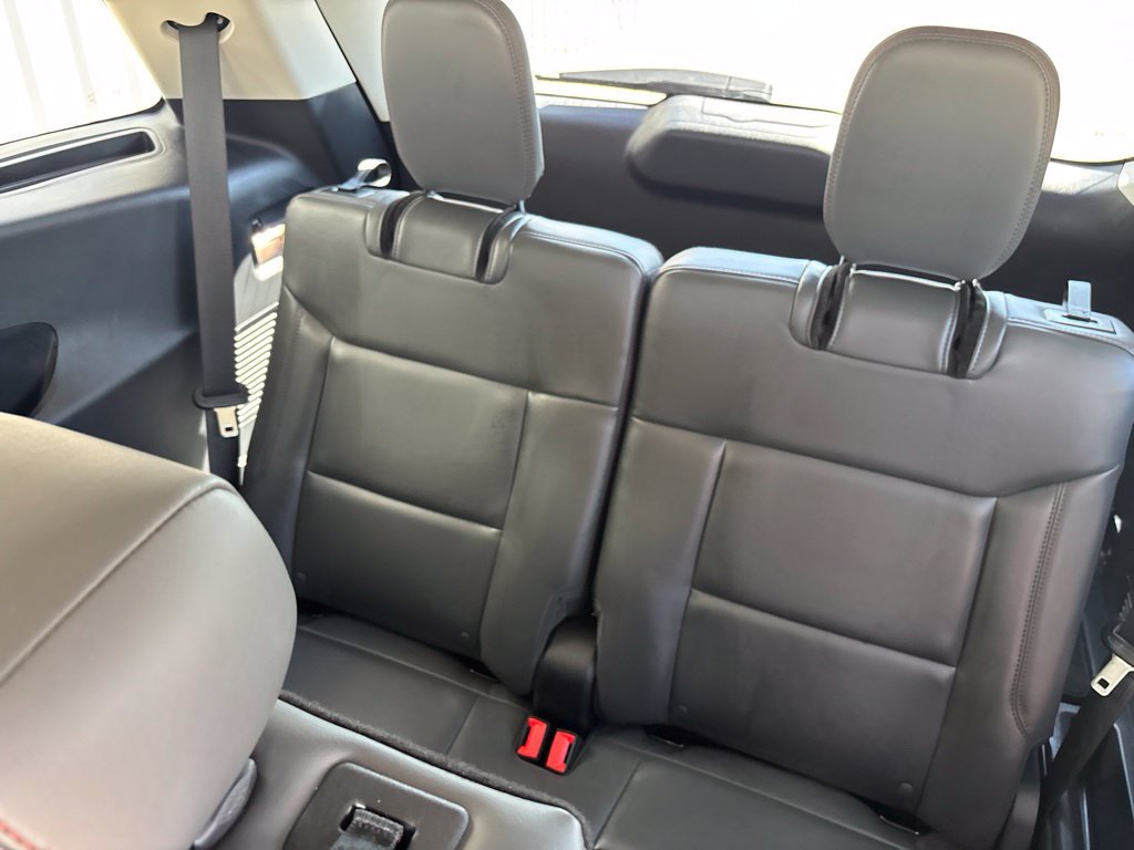 Used 2025 Ford Explorer Active w/ Active Comfort Package AWD/4WD image 29