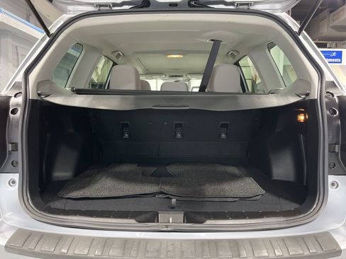 Used 2017 Subaru Forester 2.5i Premium w/ All-Weather Package image 38