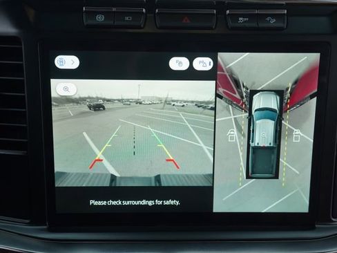 Used 2023 Ford F250 Lariat w/ Chrome Package image 26