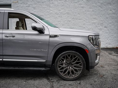 Used 2021 GMC Yukon Denali image 16