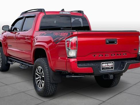 Used 2022 Toyota Tacoma TRD Sport w/ TRD Premium Sport Package image 12