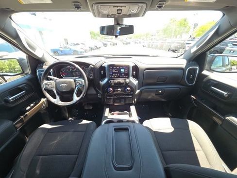 Used 2022 Chevrolet Silverado 1500 LT Trail Boss w/ Convenience Package II AWD/4WD image 14