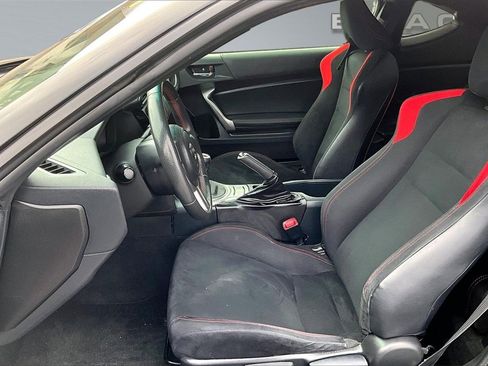 Used 2015 Scion FR-S image 21