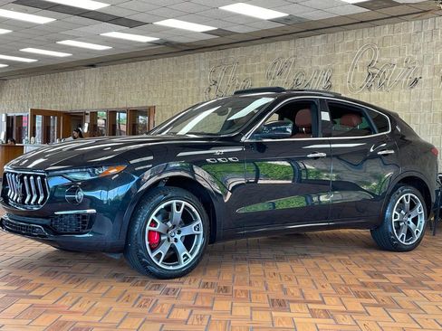 Used 2022 Maserati Levante GT AWD/4WD image 4