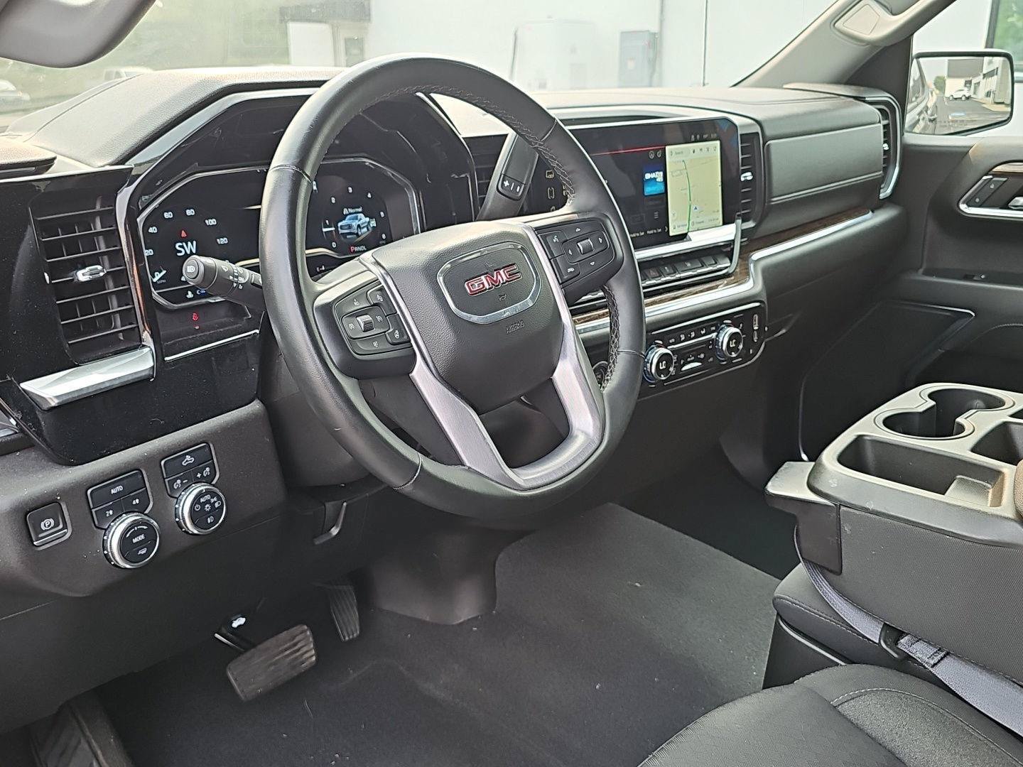 Used 2023 GMC Sierra 1500 Elevation AWD/4WD image 12