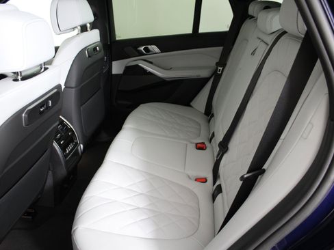 New 2026 BMW X5 xDrive40i w/ M Sport Package image 13