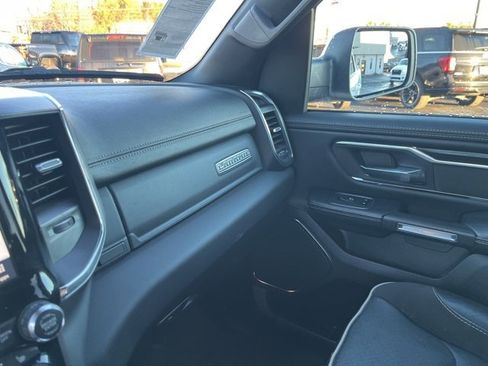 Used 2024 RAM 1500 Laramie image 31