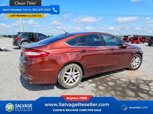 Used 2016 Ford Fusion SE FWD image 4