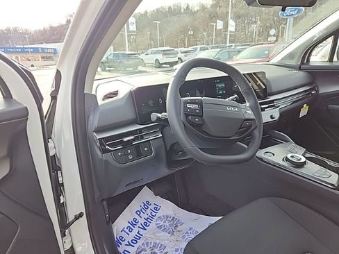 New 2026 Kia Sportage S AWD/4WD image 24