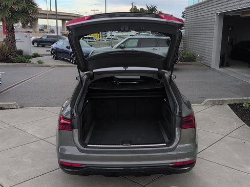 Used 2023 Audi A6 3.0T allroad Premium Plus w/ Executive Package image 18