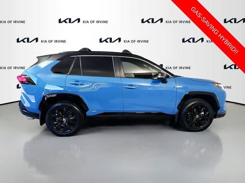 Used 2022 Toyota RAV4 XSE AWD/4WD image 8