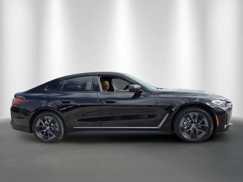 Certified 2023 BMW i4 eDrive35 w/ Premium Package image 7