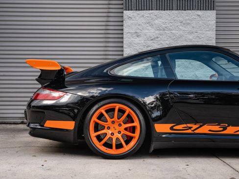 Used 2007 Porsche 911 GT3 RS RWD image 17