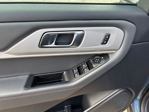 New 2026 Ford Explorer Active image 13