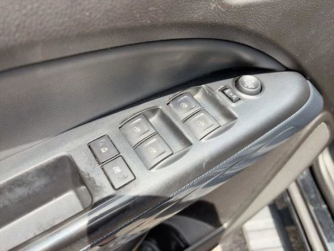 Used 2016 Chevrolet Colorado Z71 RWD image 14