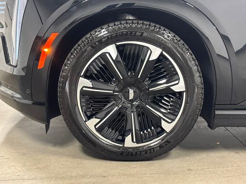 New 2025 Cadillac Escalade IQ Sport 2 image 12