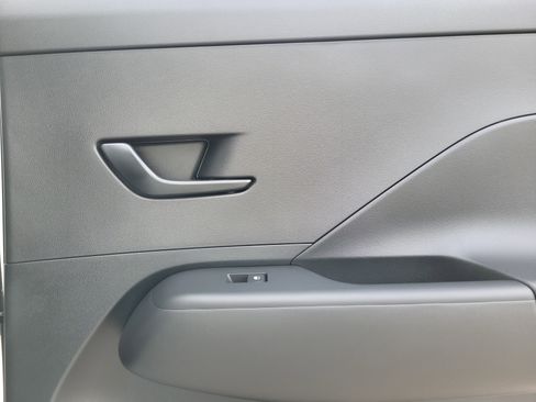 New 2026 Hyundai Kona SE AWD/4WD image 16