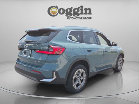 Used 2023 BMW X1 xDrive28i w/ Convenience Package AWD/4WD image 5