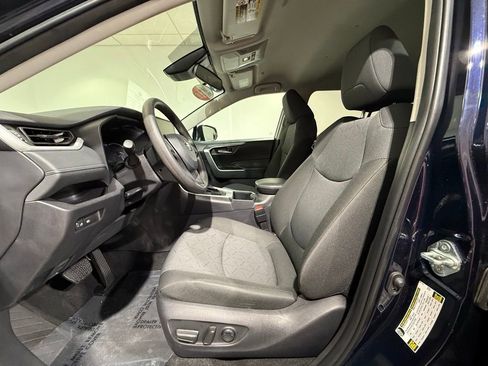 Certified 2025 Toyota RAV4 XLE AWD/4WD image 13