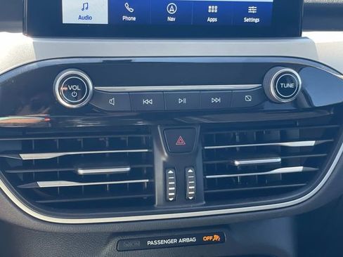 Used 2022 Ford Escape SEL w/ Technology Package FWD image 27