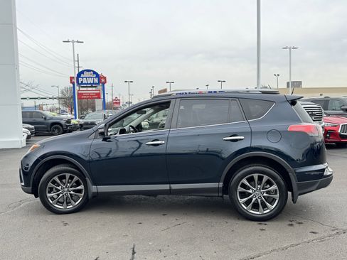 Used 2018 Toyota RAV4 Limited w/ All Weather Liner Package image 16