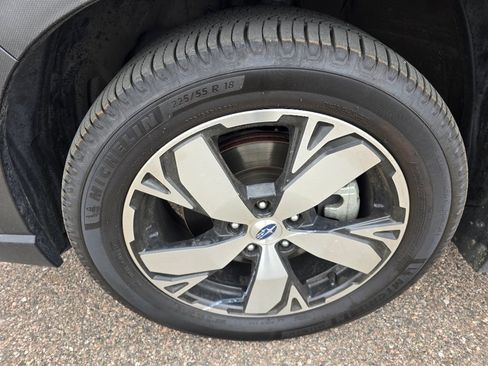 Used 2020 Subaru Forester Touring AWD/4WD image 9