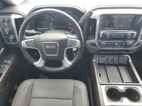 Used 2018 GMC Sierra 1500 SLT AWD/4WD image 18