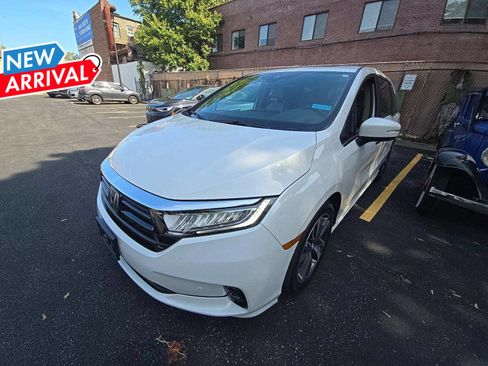 Used 2024 Honda Odyssey Touring image 1