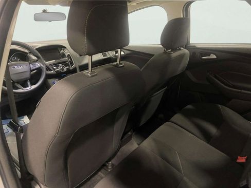 Used 2018 Ford Focus SEL image 19