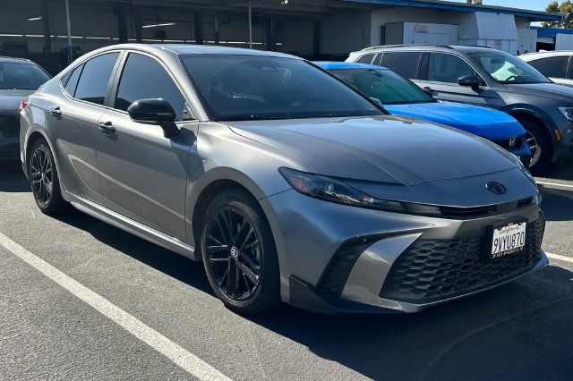 Used 2026 Toyota Camry SE w/ Multimedia Upgrade Package FWD image 2