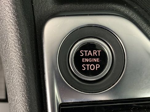 Used 2020 Nissan Sentra SV FWD image 17