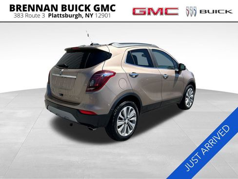 Used 2018 Buick Encore Preferred AWD/4WD image 7