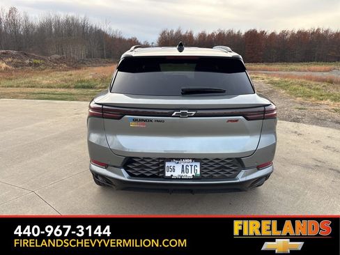 New 2025 Chevrolet Equinox EV RS image 8