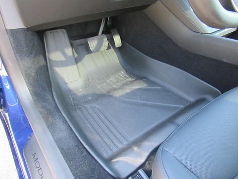 Used 2025 Tesla Model 3 RWD image 32