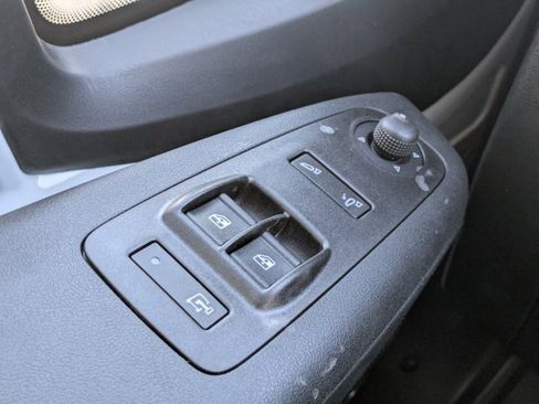 New 2026 RAM ProMaster 2500 w/ Quick Order Package 22G SLT image 20