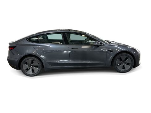 Certified 2023 Tesla Model 3 Standard Range RWD image 7